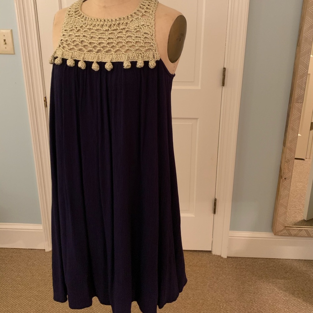 Lilly Pulitzer Navy and Gold dress